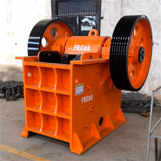 Attrezzature di frantumazione mineraria per l'industria autostradale, ferroviaria, di cava, dei materiali da costruzione e metallurgica